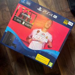 Playstation 4 Pro 1TB