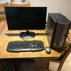 Gaming PC+ Monitor Package