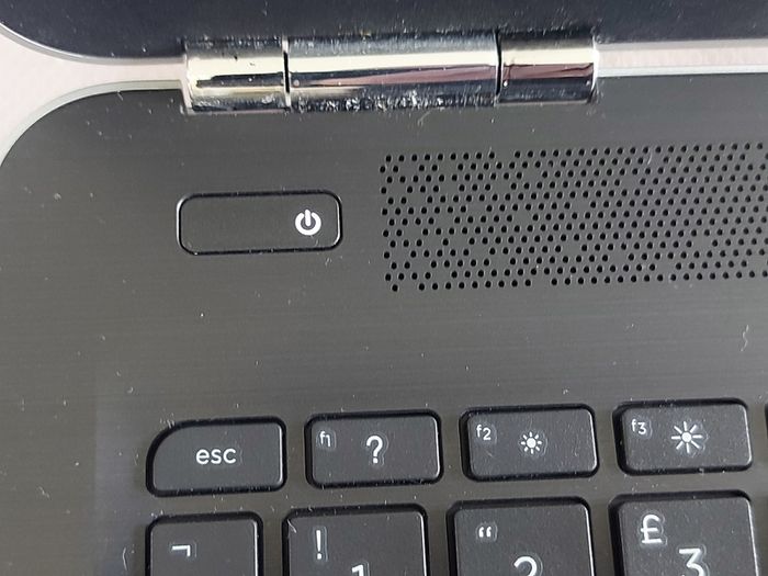 HP Pavilion 15.6 inch Laptop, Model, 15-aw012na, AMD A9-9410 Radeon R5 Graphics, 5 Compute cores 2C + 3G 2.9GHz, 8GB Ram, 1 Terrabyte HDD, Windows 10, Microsoft Edge, Chrome, and VLC