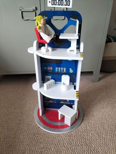 Children's space station toy