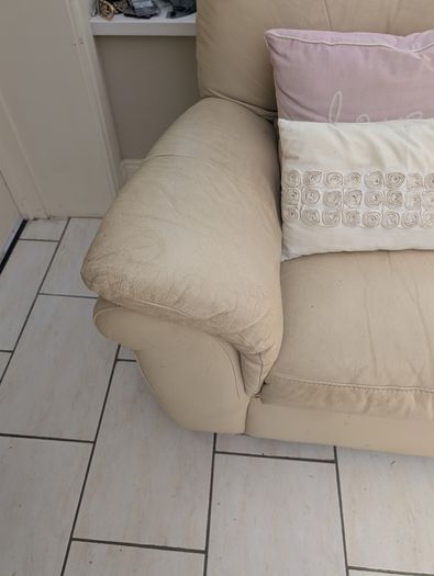 Ultra-Comfortable 2-Seater and 3-Seater Cream Leather Sofa (Well-Loved / Fair Condition)
