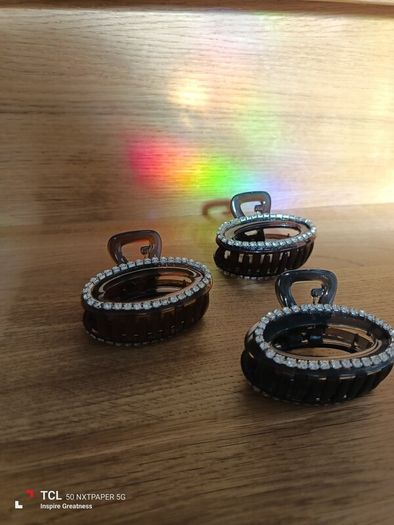 3x hair clip