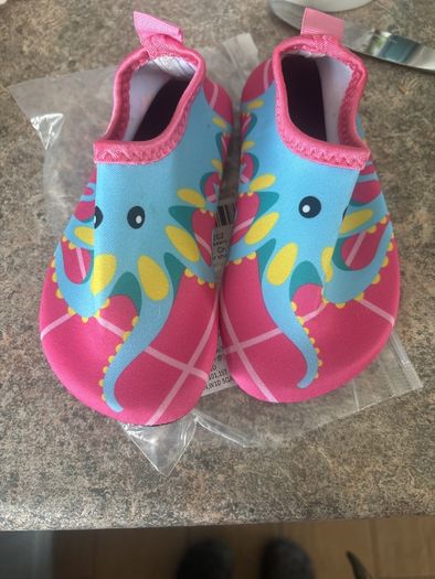 toddler swim shoes