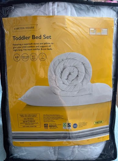 Toddler duvet/pillow