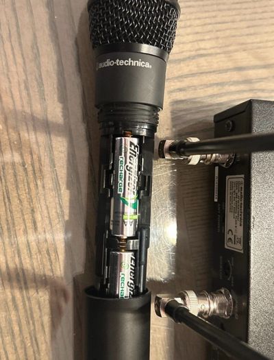 Audio-Technica 2000 Series Wireless Mic System