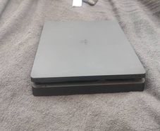 Ps4 console