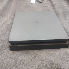 Ps4 console