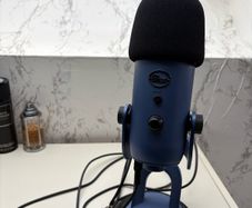 blue yeti professional microphone
