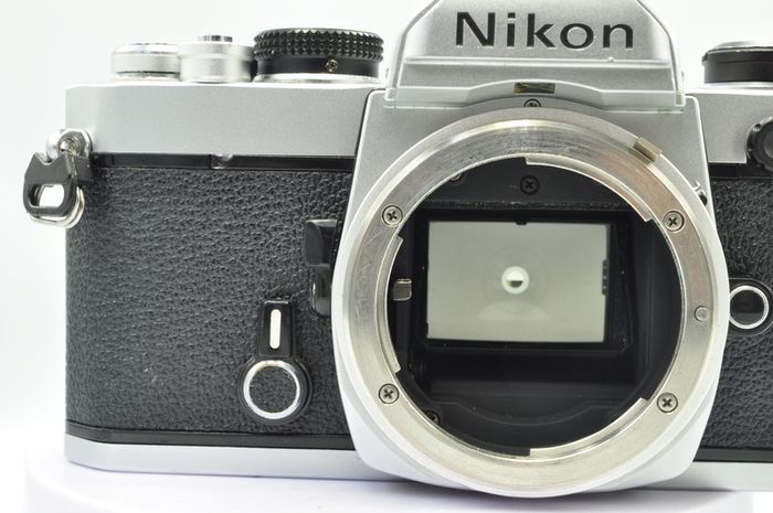 Nikon Fm Chrome + 50mm pancake F1.8 , Cla'd- Recent Full Service