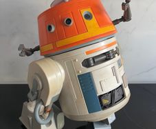 Disney Galaxys Edge Star Wars Chopper C1-10P Astromech Droid