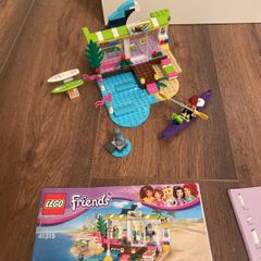 Friends Heartlake Surf Shop lego set