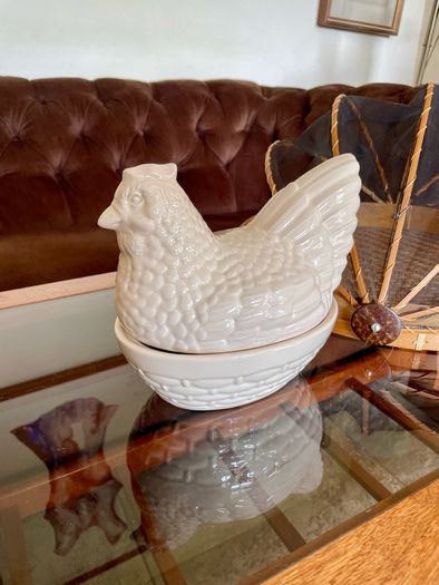 Vintage Mid Sized Cream Ceramic Hen on Nest Egg Keeper Storage Jar