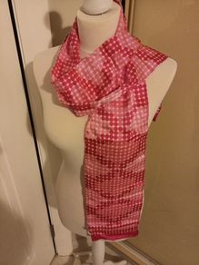 Pink geometric scarf