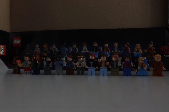LEGO - Stranger Things - Creel House and WSQK Radio Station