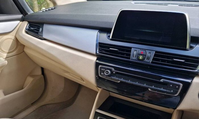 BMW 218d 2 Series - 7 seat