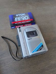Sanyo TRC-960C Tape recorder with free new tape
