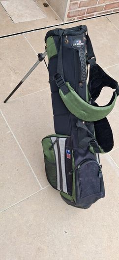 Junior golf stand bag