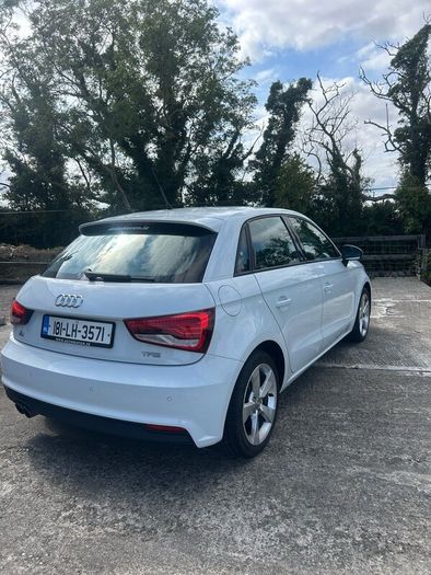 Audi A1 S tronic TFSI 1.4
