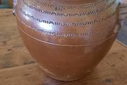 Ceramic storage pot