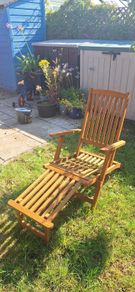 garden steamer chair and cushion