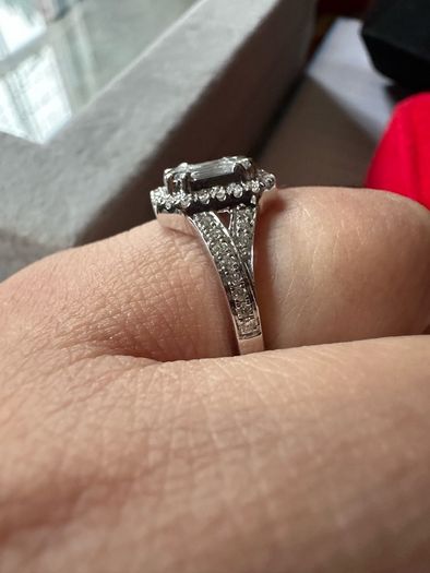 diamond ring