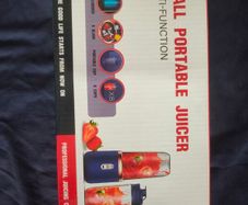 Brand New Portable Juicer / Smoothie Blender - USB Rechargeable (6 Blades)
