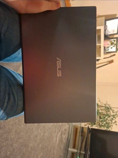 Asus Vivobook