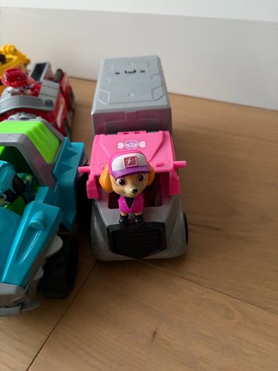PAW Patrol Rescue Vehicles & Figures Bundle Set (8 Pups & Vehicles)