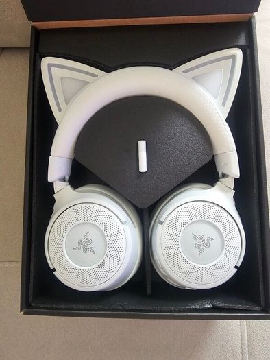 Razer Kraken Kitty V3 Pro