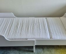 IKEA extendable bed - SUNDVIK