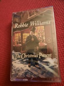 ROBBIE WILLIAMS: The Christmas Present - Red Cassette - UK 2019