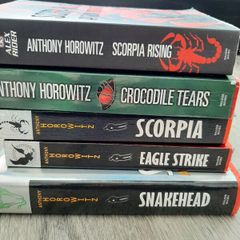 5 x Anthony Horowitz books