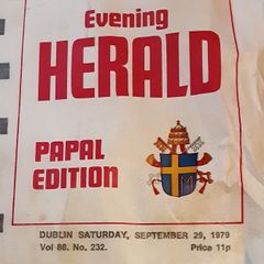 Pope's visit ( ideal birthday paper  )