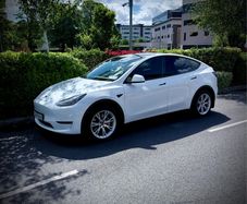 2023 Tesla Model Y Long Range (Under Warranty)