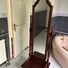 free standing mirror