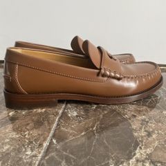 Gucci Loafers. Camel. New.  IT. size: 40.5