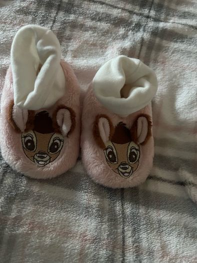 Girls shoes 6/9 mths