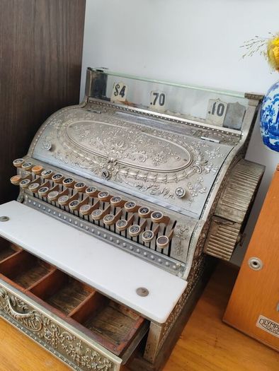 Antique Cash Register