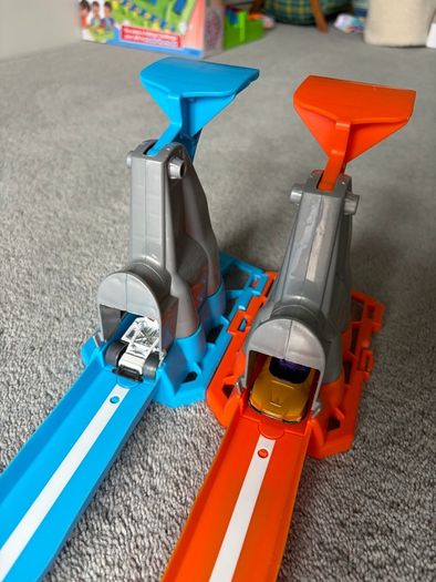 Hotwheels Folding Double Loop