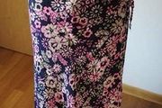 Brand new M&amp;S Floral calf length skirt size UK18 EU46 Length 30in (76cm ) Postage included
