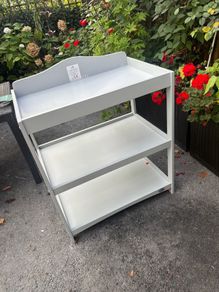 Changing Table