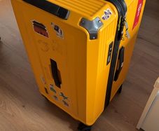 24 inch Suitcase for Sale 10 Euro