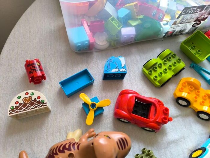 Lego Duplo Bundle (Many Minifigures)