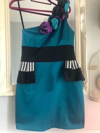 Kate Fearnley dress