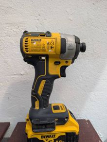 DeWalt