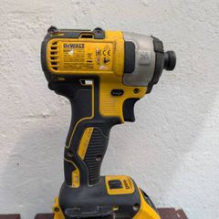 DeWalt