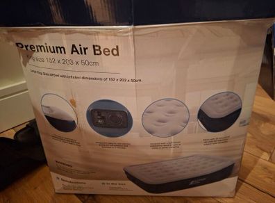 Active era kind size air bed including the pump