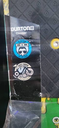 Kids snowboard