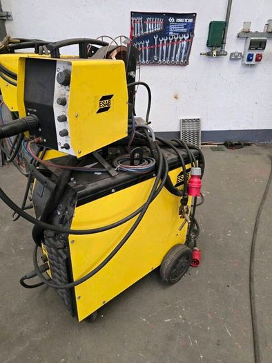Fiona76 Jobs: ESAB Welder Mig L405