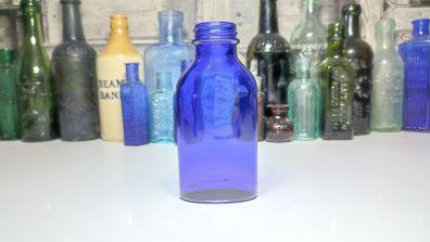 390 - Beautiful Vintage Cobalt Blue Glass Decorative Collectible Milk of Magnesia Bottle